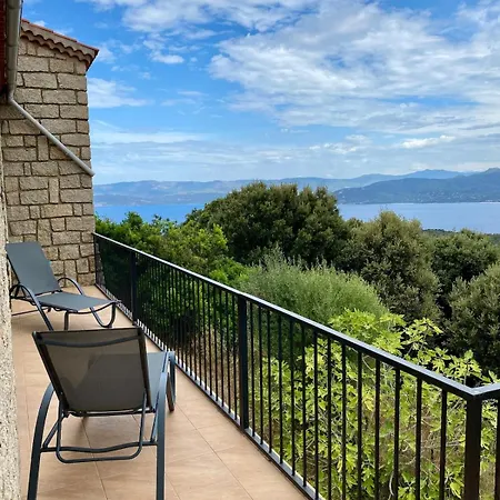 Maison De Charme Vue Exceptionnelle & Montagne Holiday home *