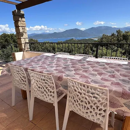 Maison De Charme Vue Exceptionnelle & Montagne Holiday home *